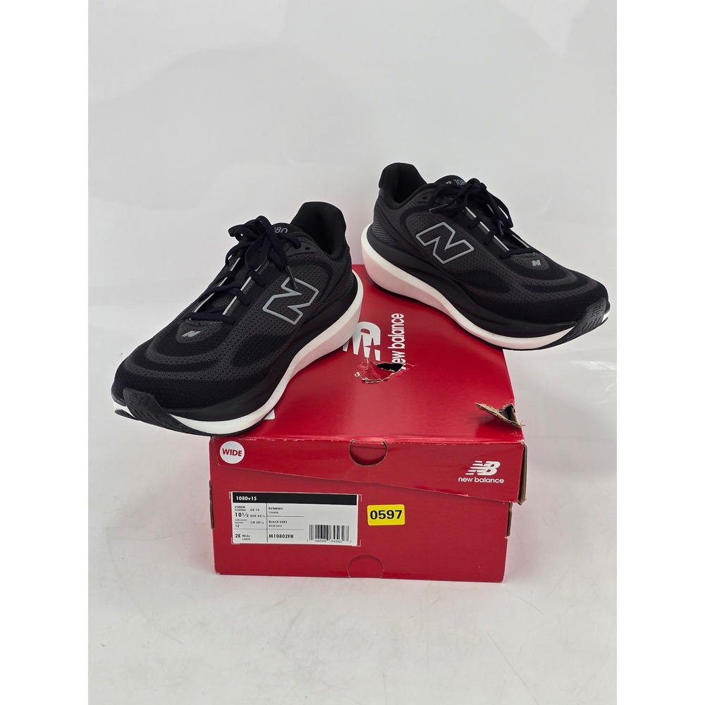 New Balance 1080v13 Running Mens 10.5 2E Black Grey Fresh Foam X - Excellent
